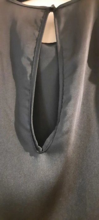 Vestito nero con cintura