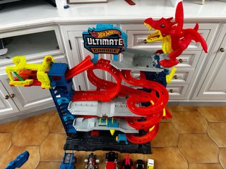 Hot Wheels Ultimate Garage Dragón