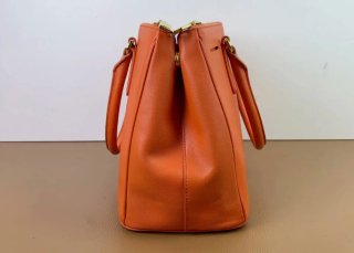 Borsa Prada Arancione Autentica in Pelle Large