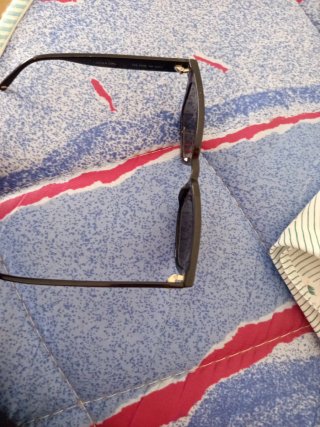 Gafas de sol negras