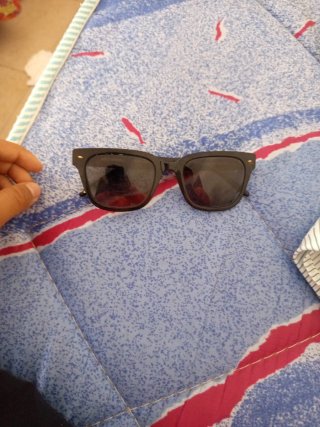 Gafas de sol negras