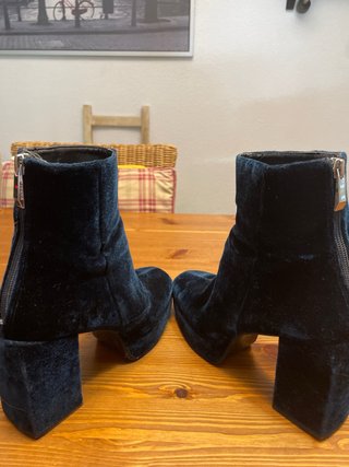 Botines Zara terciopelo azul marino