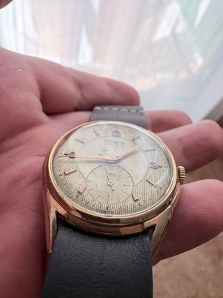 Reloj Verneta vintage jumbo 37mm 17 rubíes