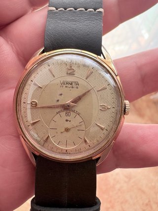 Reloj Verneta vintage jumbo 37mm 17 rubíes