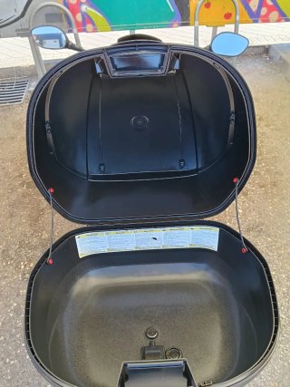 Moto Kymco 125 Negra