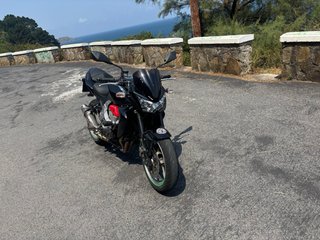 Kawasaki Z750 Naked Negra