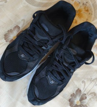 New Balance 2002R Talla 42.5