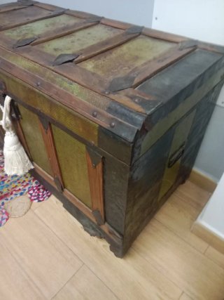 Baúl Vintage Madera y Metal