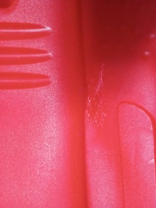 Trineo rojo para nieve PARA NIÑO CON MARCAS DE USO