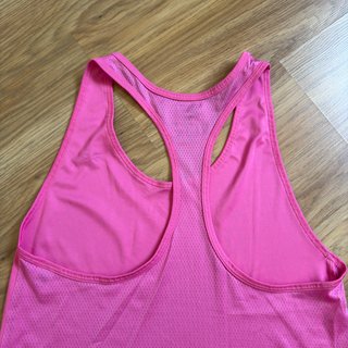 Camiseta tirantes Reebok rosa talla S