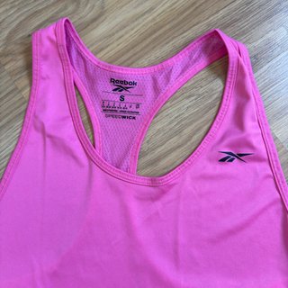 Camiseta tirantes Reebok rosa talla S
