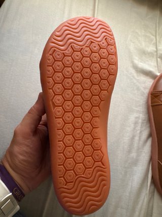 Zapatos minimalistas marrones