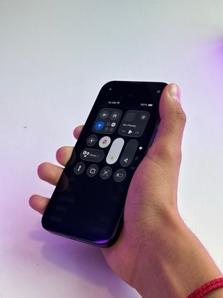 iPhone 16e | 100%