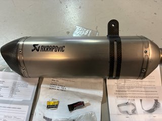 Escape Akrapovic Honda NC 700 Integra. Original.