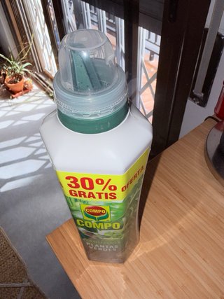 Compo Fertilizante Plantas Verdes 1,3L