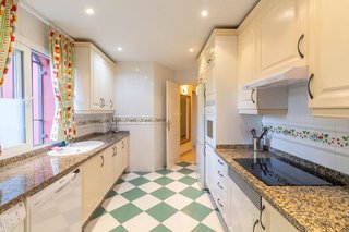 Piso en venta en Elviria en Marbella