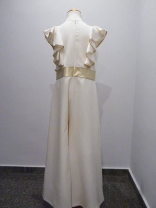 Mono niña blanco/dorado  USADO 1 SOLA VEZ talla 12