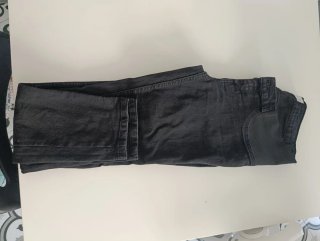 Pantalón vaquero negro premamá