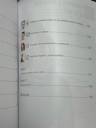 Libro analisis capilar grado medio  peluqueria