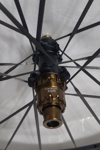 Ruedas carbono perfil 60