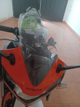 Honda CBR 125R Gris/Naranja 2011