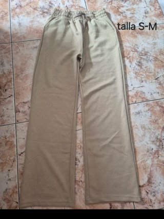 Variedad ropa 2€