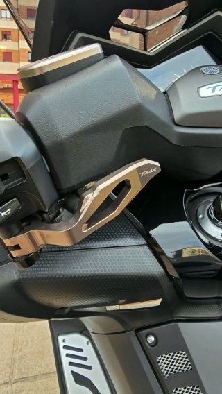 Yamaha Tmax 530 Maxi Scooter Negra/Gris