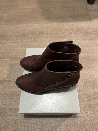 Botines Vialis 38 marrones con cremallera