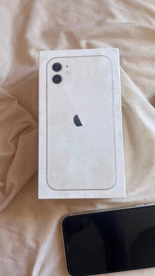 iPhone 11 Caja Blanca