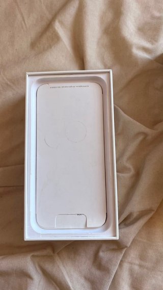 iPhone 11 Caja Blanca