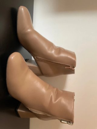Botines piel tacón ancho cómodos beige