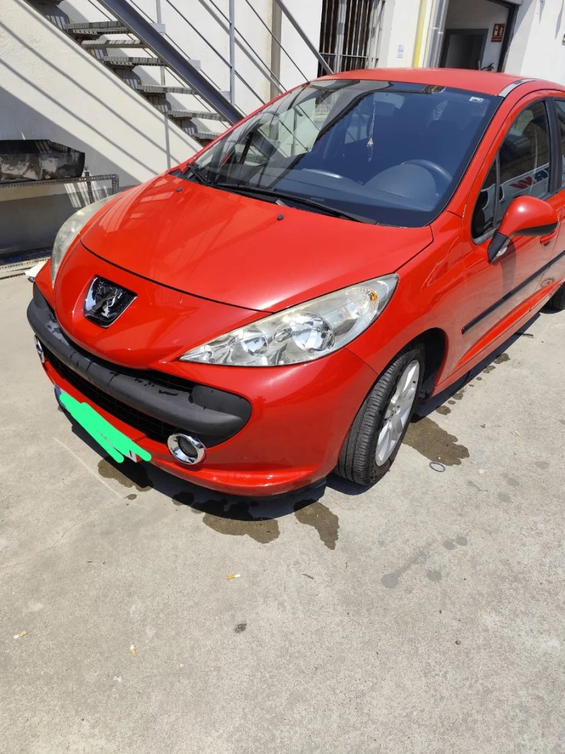 Peugeot 207 2007 - foto 1