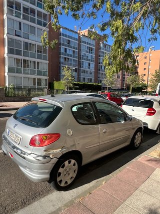 Peugeot 206
