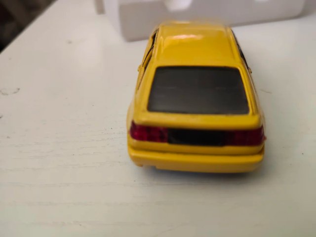 Schabak 1:43 VW Corrado G60 Amarillo