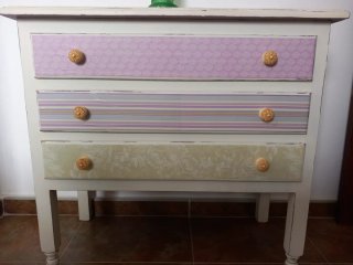 Muebles de dormitorio pintados a mano