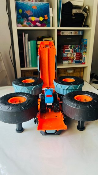 Hot Wheels Monster Trucks Coche RC