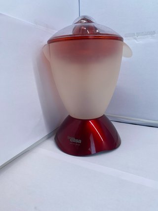 Spremiagrumi della linea forme casa di Guzzini