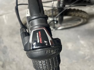Bicicleta niña B-PRO negra y rosa . Precio dos