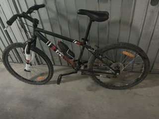 Bicicleta niña B-PRO negra y rosa . Precio dos