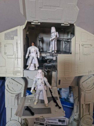 Star Wars AT-AT Hasbro