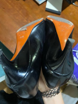 Zapatos tacón bajo Italianos cuero