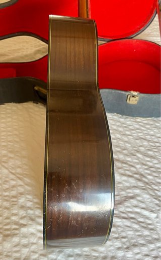 Guitarra Española Yamaha con Funda