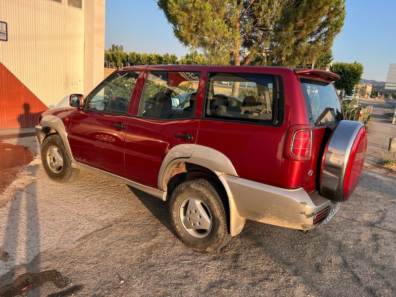 Nissan Terrano II 1994 - foto 1
