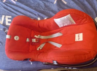 Silla de coche bebé 0-13kg sin Isofix.