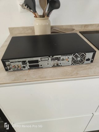 Reproductor DVD Sony,con disco duro