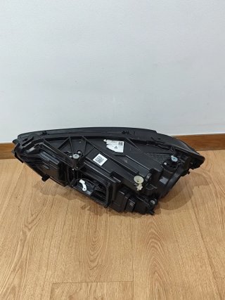 Farol Led Direito Mercedes Classe A W177