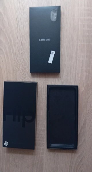 Móvil Samsung Galaxy Z Flip 4
