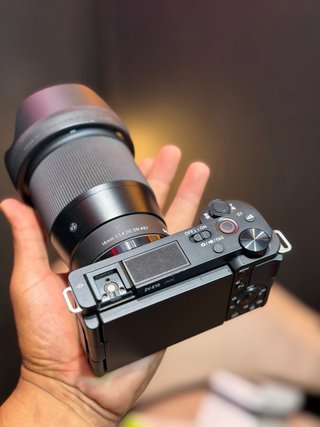 Sony ZV-E10 + Sigma 16mm f/1.4