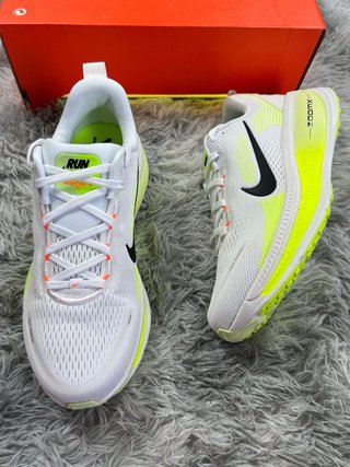 Nike vomero 18
