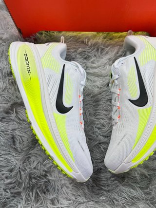 Nike vomero 18